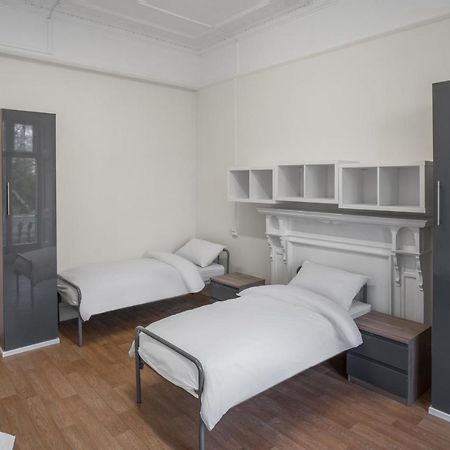 Holland House Hostel ลอนดอน ภายนอก รูปภาพ