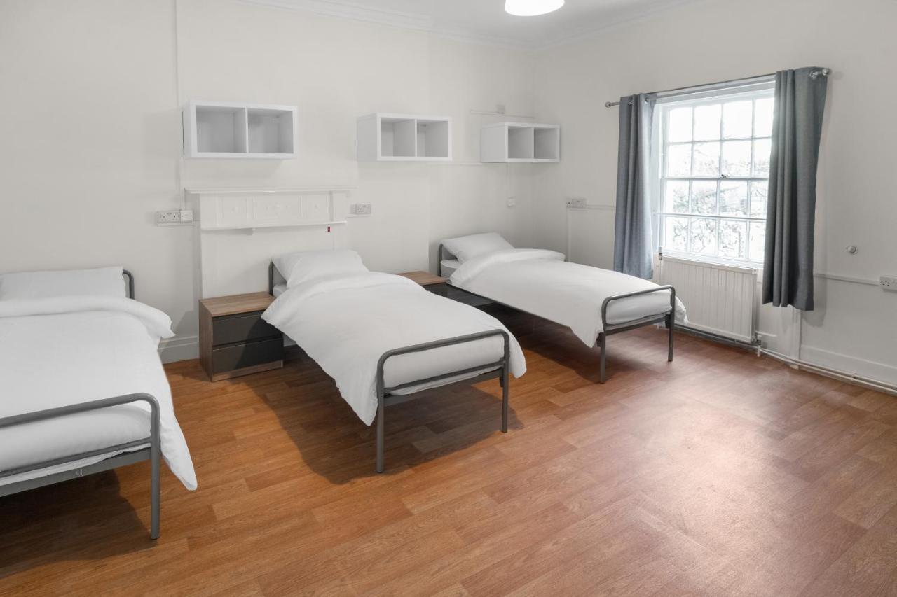 Holland House Hostel ลอนดอน ภายนอก รูปภาพ